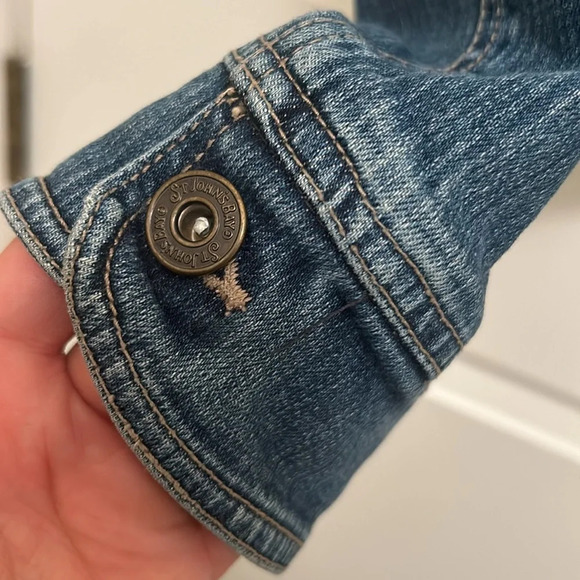 St. John’s Bay Jean jacket - Picture 5 of 7